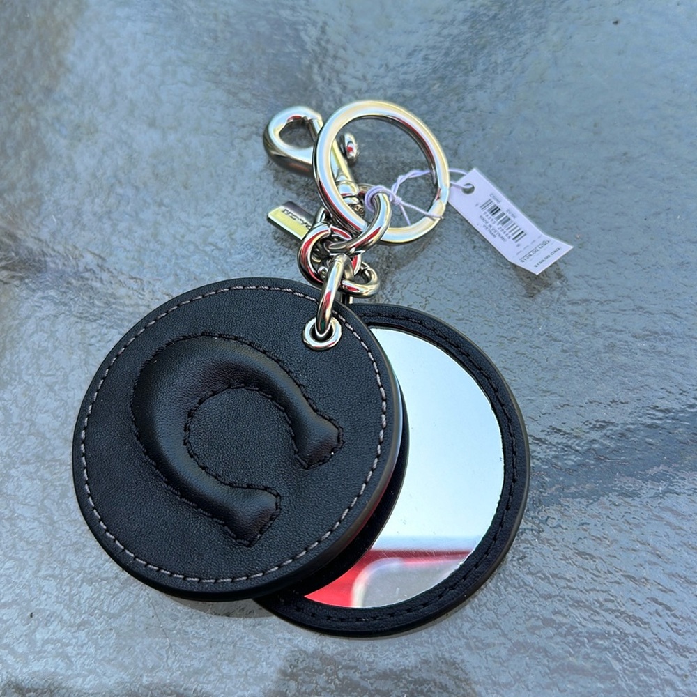 NWT BLACK/SILVER COACH MIRROR KEYCHAIN
